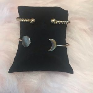 NWOT Set of 2 Fashion Bracelets